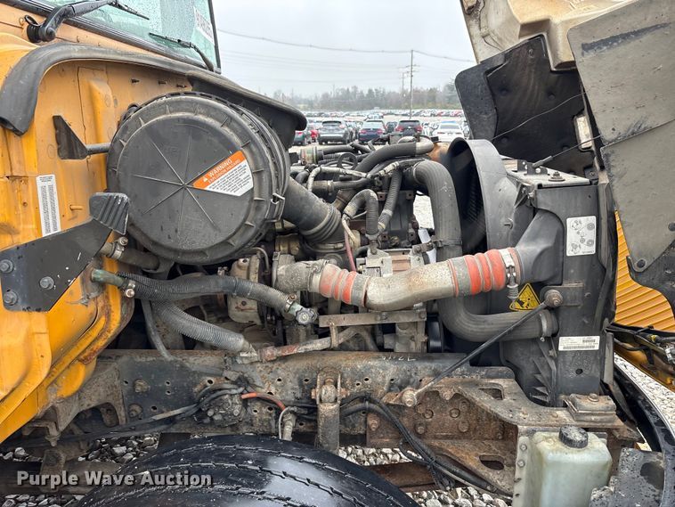 image for item YA1469 2010 IC PB105 school bus