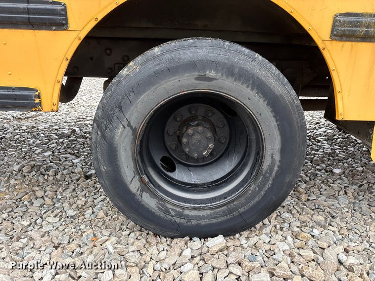 image for item YA1469 2010 IC PB105 school bus