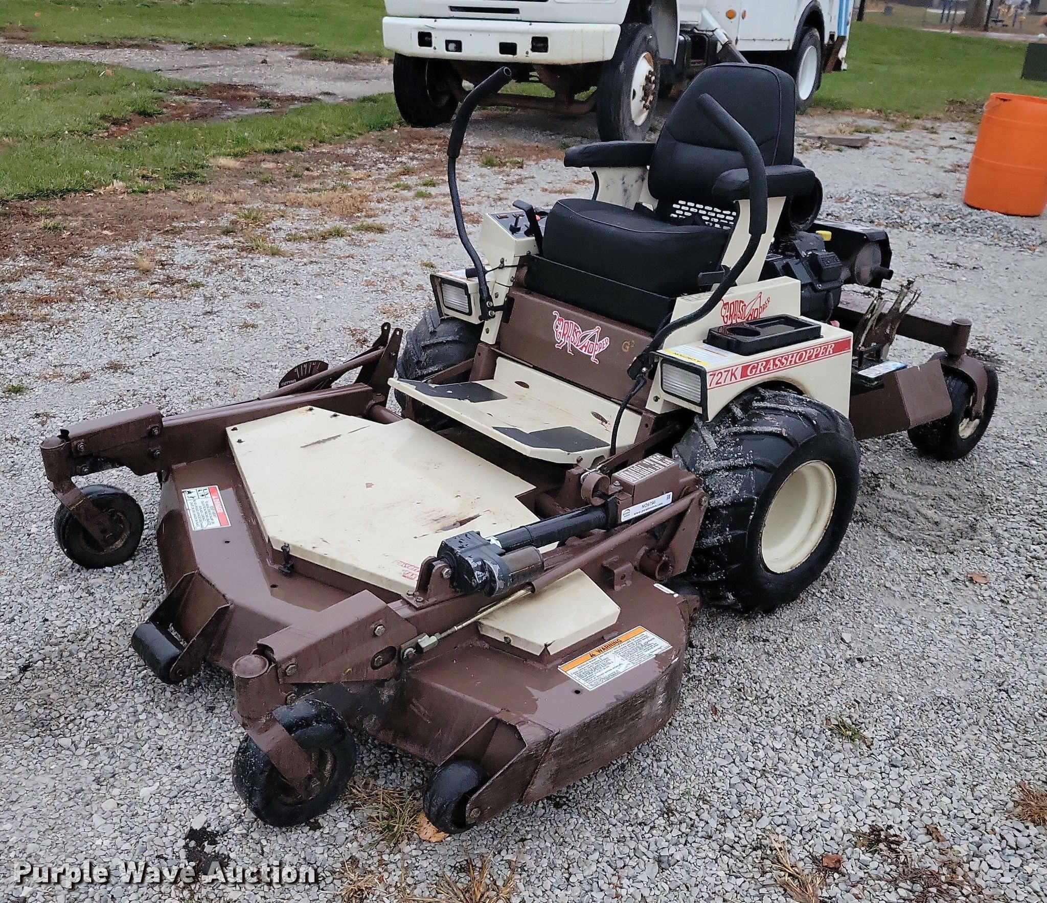 Grasshopper 727K ZTR lawn mower in Kimballton, IA | Item NO9798