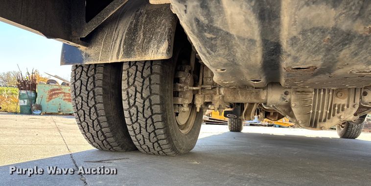 image for item DK0045 2012 Ford F350 Super Duty forklift bed pickup truck