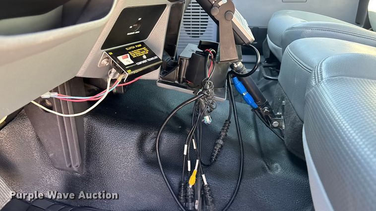 image for item DK0045 2012 Ford F350 Super Duty forklift bed pickup truck