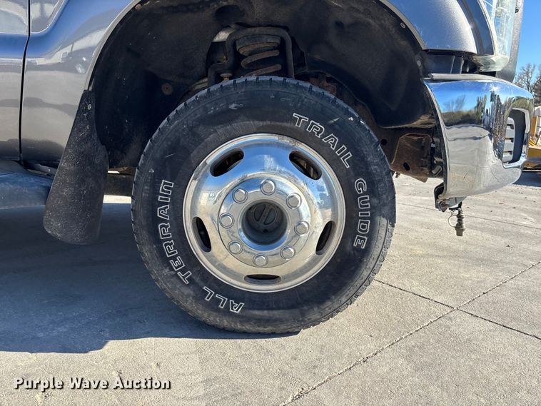 image for item DK0045 2012 Ford F350 Super Duty forklift bed pickup truck