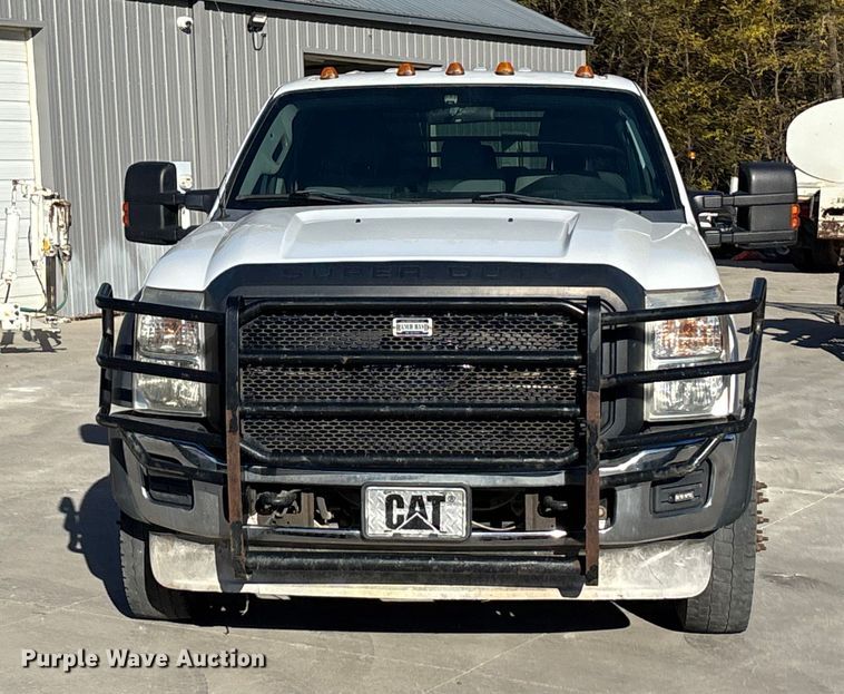 image for item DK0055 2012 Ford F550 flatbed truck