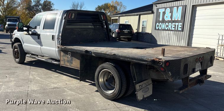 image for item DK0055 2012 Ford F550 flatbed truck