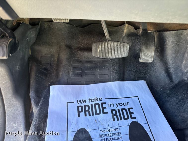 image for item DK0055 2012 Ford F550 flatbed truck