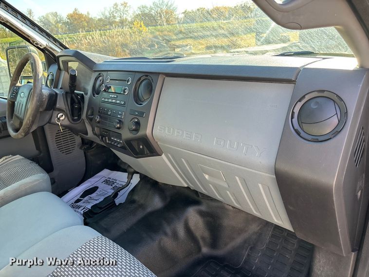 image for item DK0055 2012 Ford F550 flatbed truck