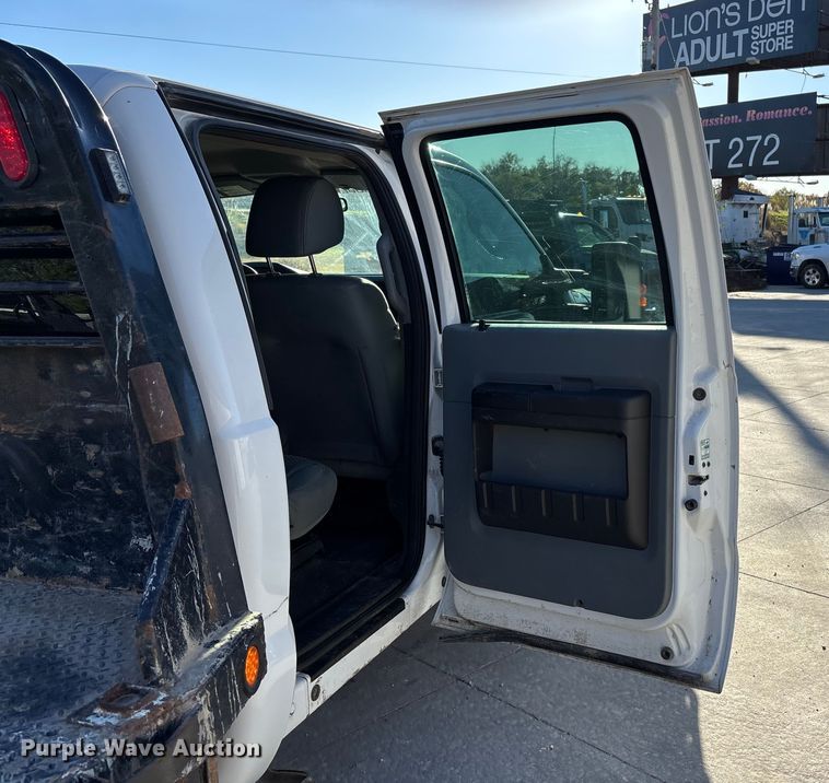 image for item DK0055 2012 Ford F550 flatbed truck