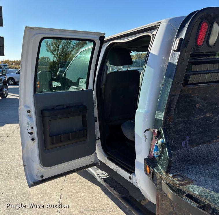 image for item DK0055 2012 Ford F550 flatbed truck