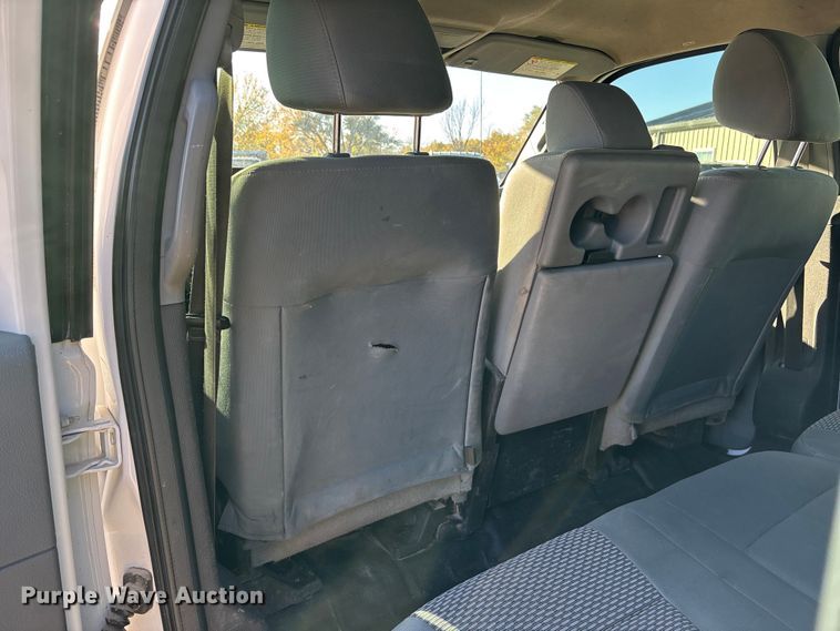 image for item DK0055 2012 Ford F550 flatbed truck