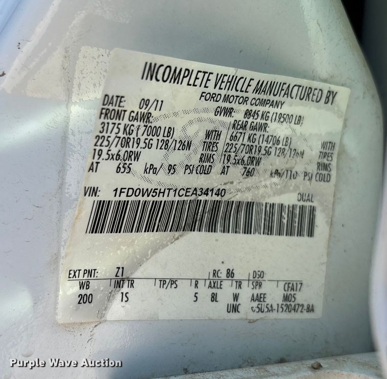 image for item DK0055 2012 Ford F550 flatbed truck