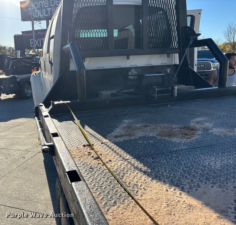 image for item DK0056 2008 GMC C4500 flatbed truck