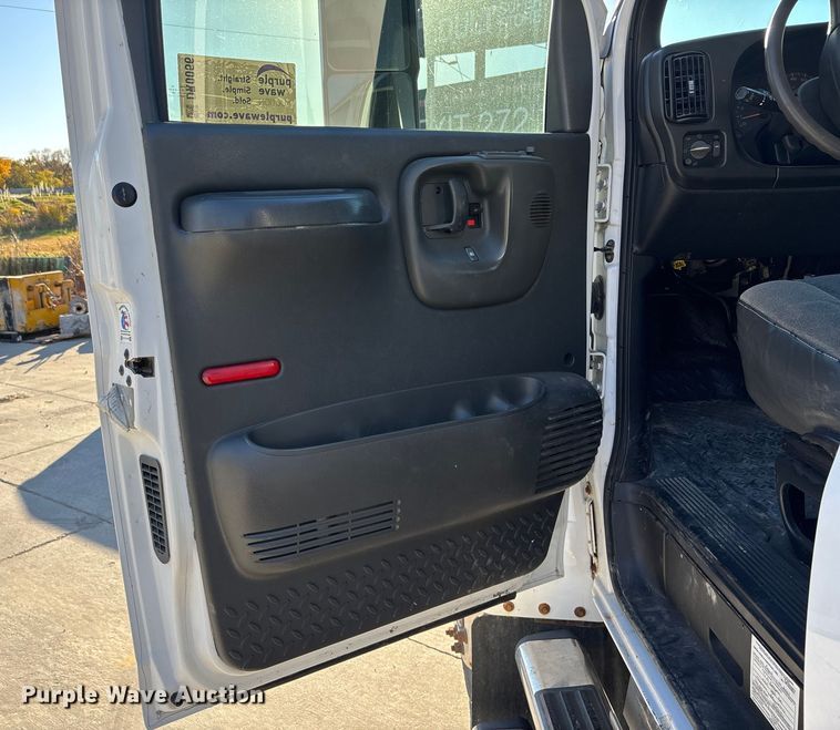 image for item DK0056 2008 GMC C4500 flatbed truck