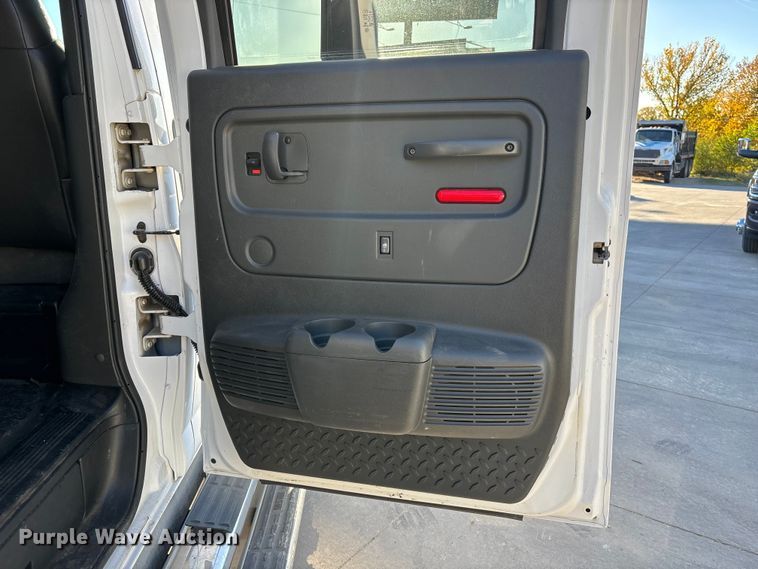 image for item DK0056 2008 GMC C4500 flatbed truck