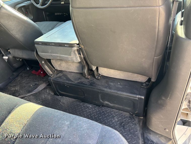 image for item DK0056 2008 GMC C4500 flatbed truck