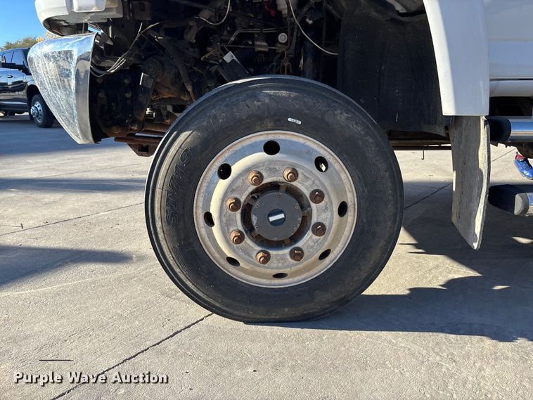 image for item DK0056 2008 GMC C4500 flatbed truck