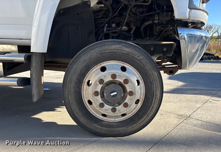 image for item DK0056 2008 GMC C4500 flatbed truck