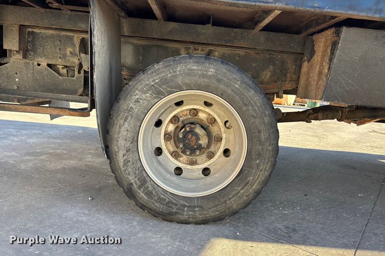 image for item DK0056 2008 GMC C4500 flatbed truck