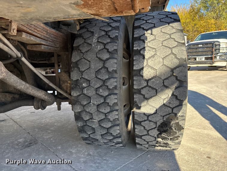 image for item DK0056 2008 GMC C4500 flatbed truck