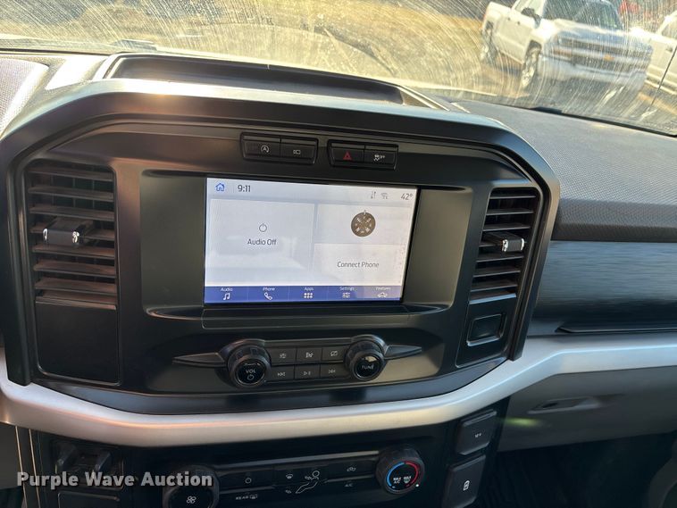 image for item DK0132 2021 Ford F150 SuperCab pickup truck