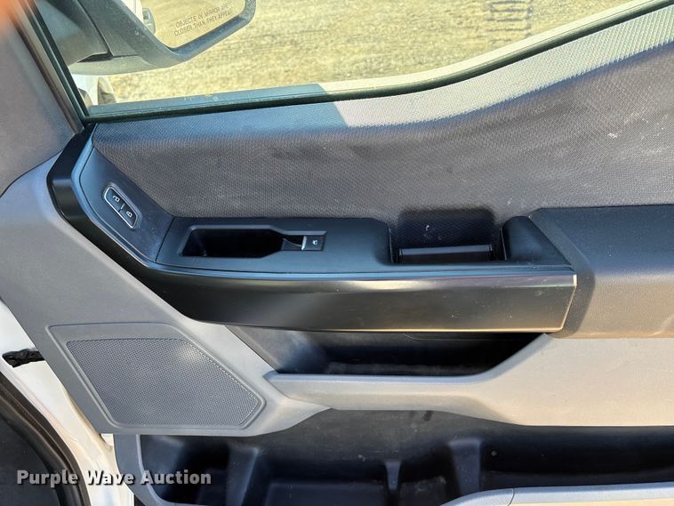 image for item DK0132 2021 Ford F150 SuperCab pickup truck