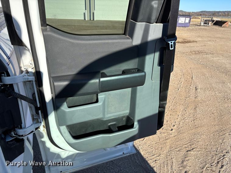 image for item DK0132 2021 Ford F150 SuperCab pickup truck