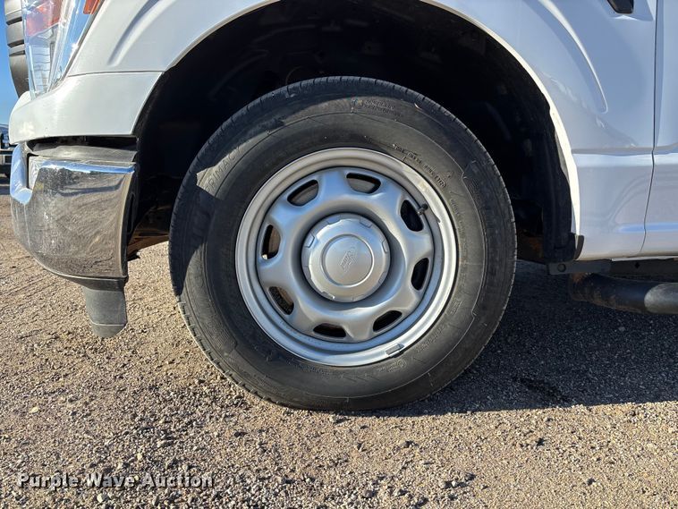 image for item DK0132 2021 Ford F150 SuperCab pickup truck