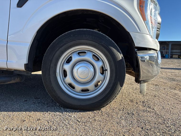 image for item DK0132 2021 Ford F150 SuperCab pickup truck