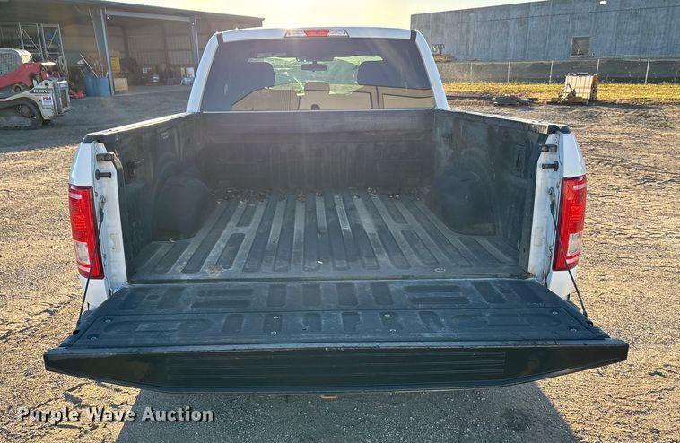 image for item DK0133 2016 Ford F150 SuperCab pickup truck