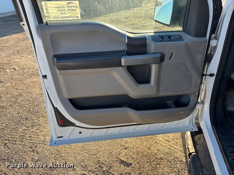 image for item DK0133 2016 Ford F150 SuperCab pickup truck