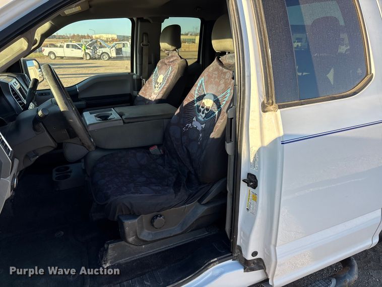 image for item DK0133 2016 Ford F150 SuperCab pickup truck