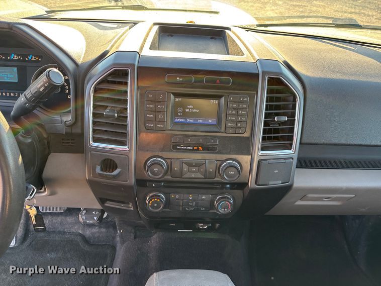 image for item DK0133 2016 Ford F150 SuperCab pickup truck