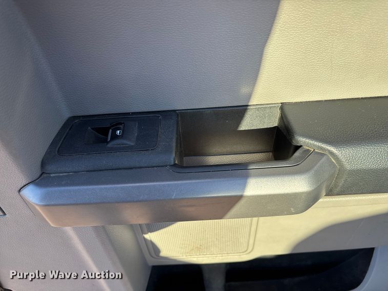 image for item DK0133 2016 Ford F150 SuperCab pickup truck