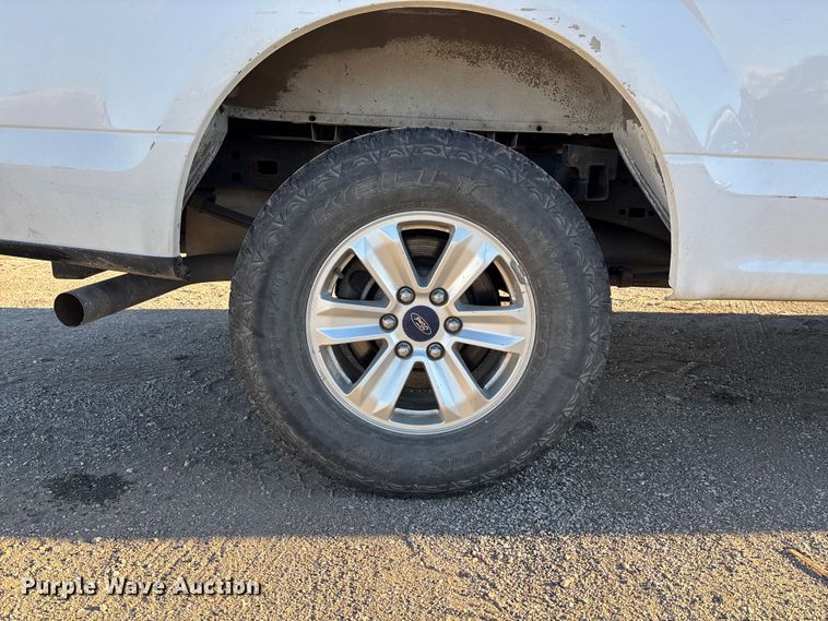 image for item DK0133 2016 Ford F150 SuperCab pickup truck