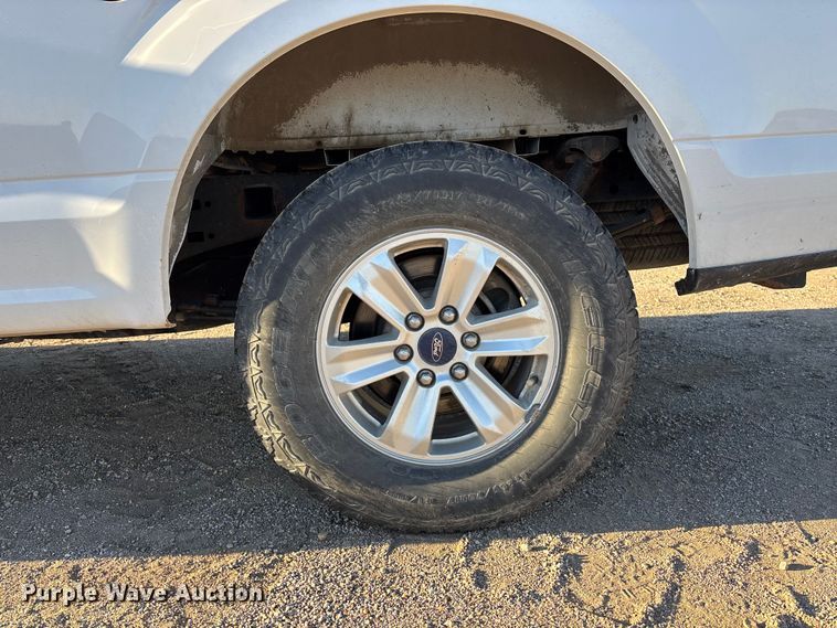 image for item DK0133 2016 Ford F150 SuperCab pickup truck