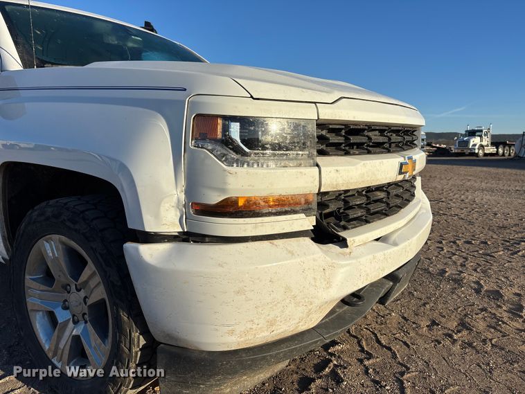 image for item DK0134 2018 Chevrolet Silverado 1500 Double Cab pickup truck