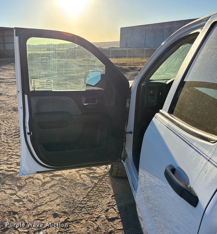 image for item DK0134 2018 Chevrolet Silverado 1500 Double Cab pickup truck