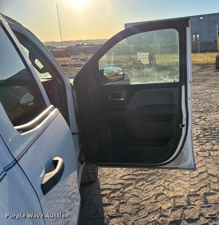 image for item DK0134 2018 Chevrolet Silverado 1500 Double Cab pickup truck