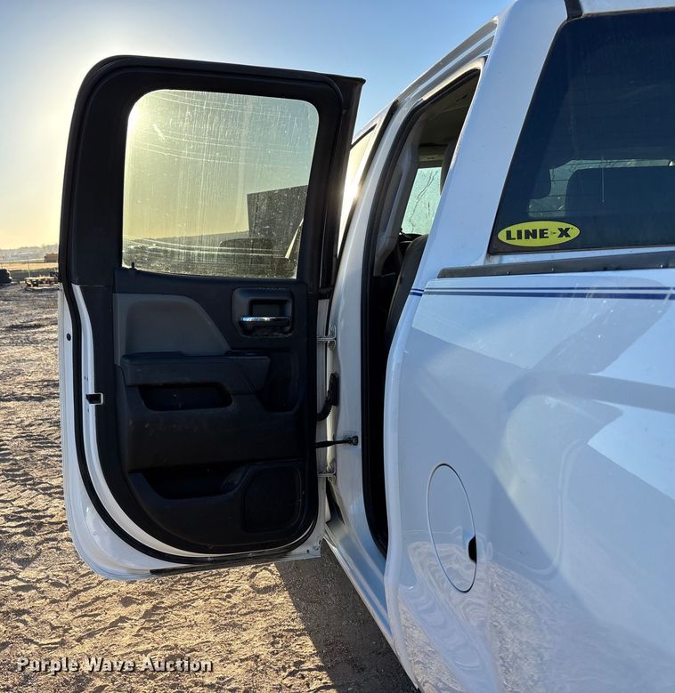 image for item DK0134 2018 Chevrolet Silverado 1500 Double Cab pickup truck