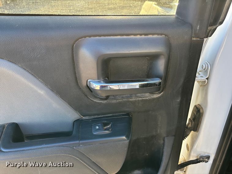 image for item DK0134 2018 Chevrolet Silverado 1500 Double Cab pickup truck