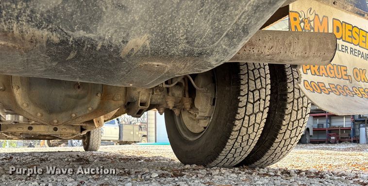 image for item DK0156 2012 Chevrolet Silverado 3500HD Crew Cab flatbed pickup truck