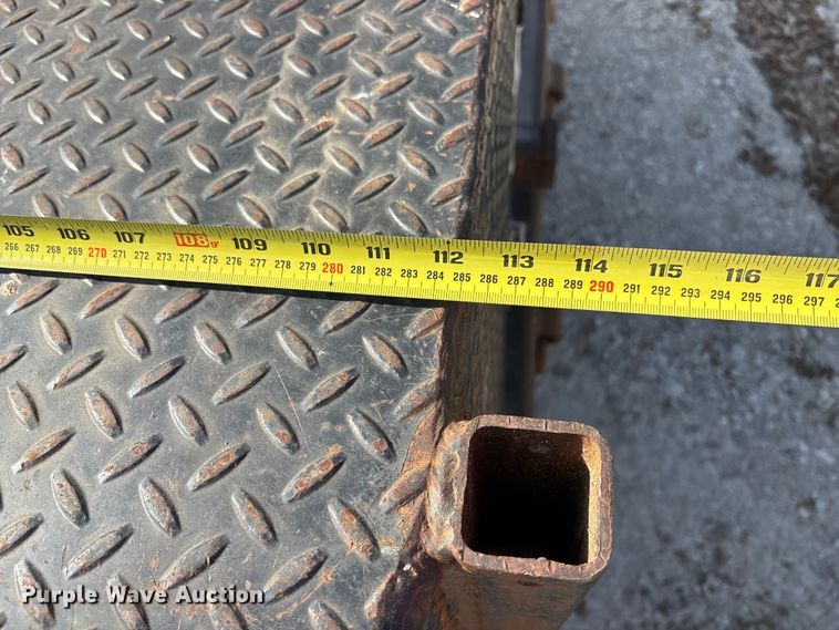 image for item DK0156 2012 Chevrolet Silverado 3500HD Crew Cab flatbed pickup truck