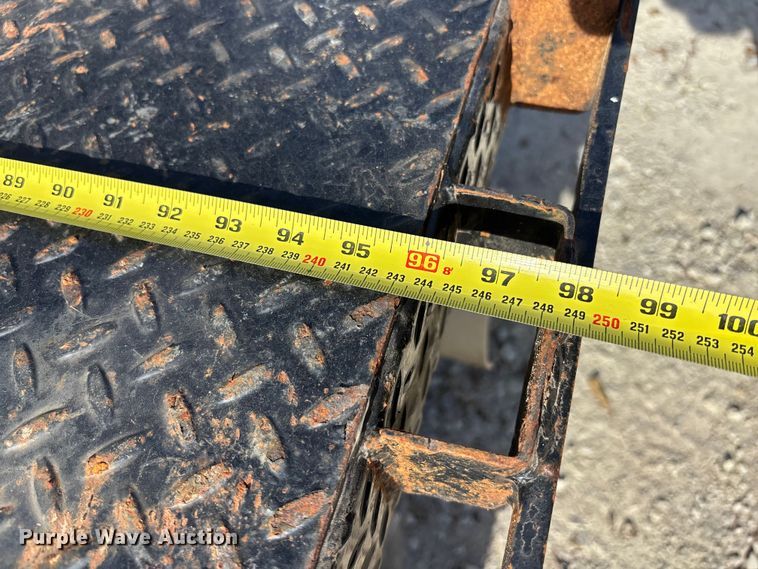 image for item DK0156 2012 Chevrolet Silverado 3500HD Crew Cab flatbed pickup truck