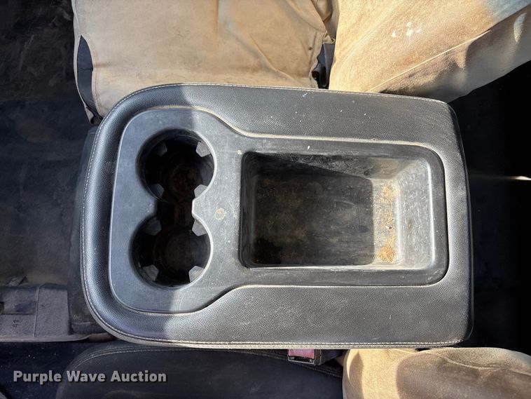 image for item DK0156 2012 Chevrolet Silverado 3500HD Crew Cab flatbed pickup truck