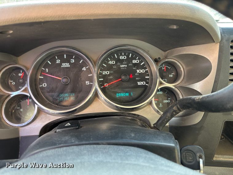 image for item DK0156 2012 Chevrolet Silverado 3500HD Crew Cab flatbed pickup truck