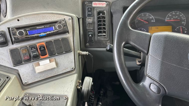 image for item DK0175 2010 Blue Bird school bus