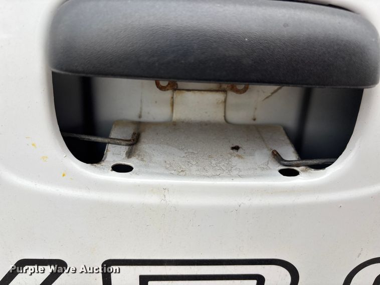 image for item DK0177 2004 Chevrolet Silverado 1500 pickup truck