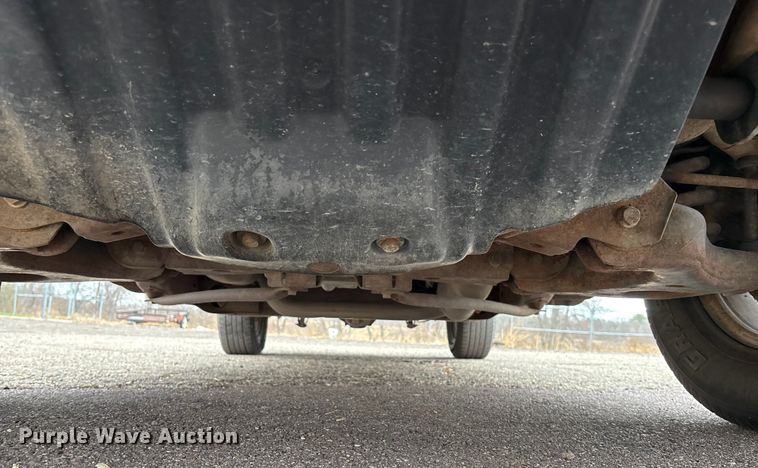 image for item DK0177 2004 Chevrolet Silverado 1500 pickup truck