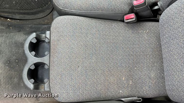 image for item DK0177 2004 Chevrolet Silverado 1500 pickup truck