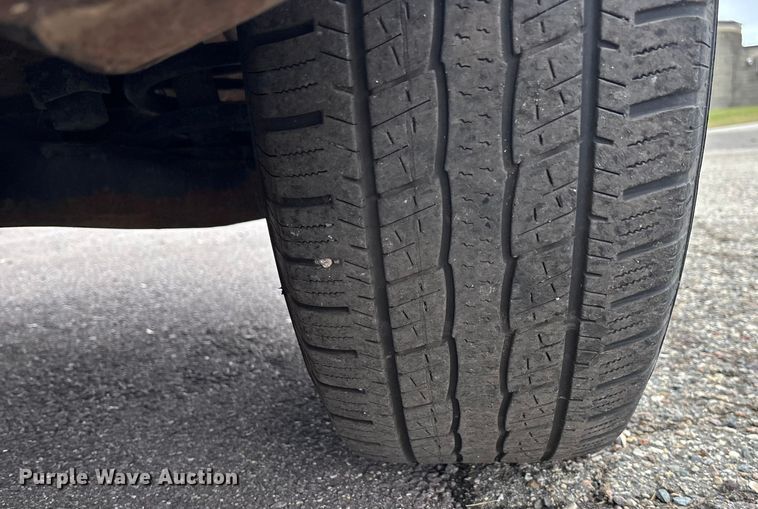 image for item DK0177 2004 Chevrolet Silverado 1500 pickup truck