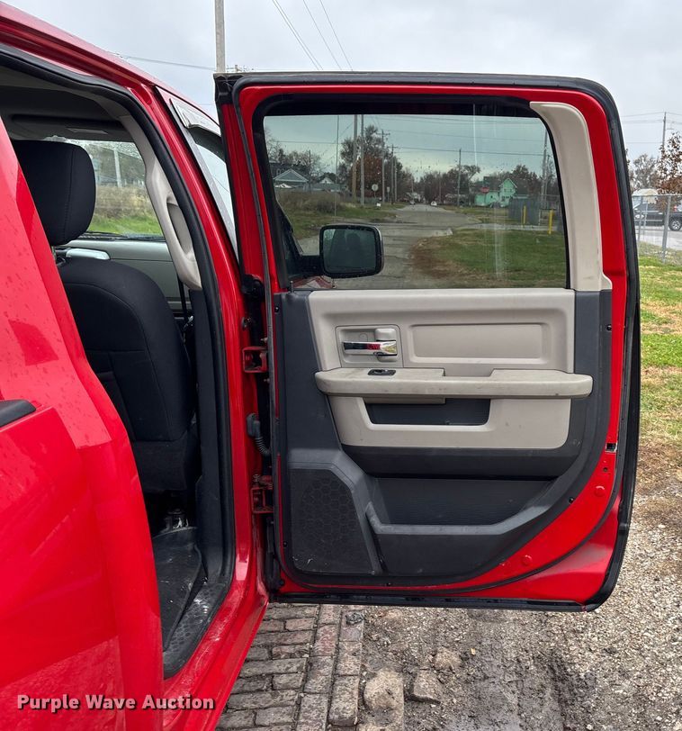 image for item DK0178 2011 Dodge Ram 1500 Crew Cab pickup truck